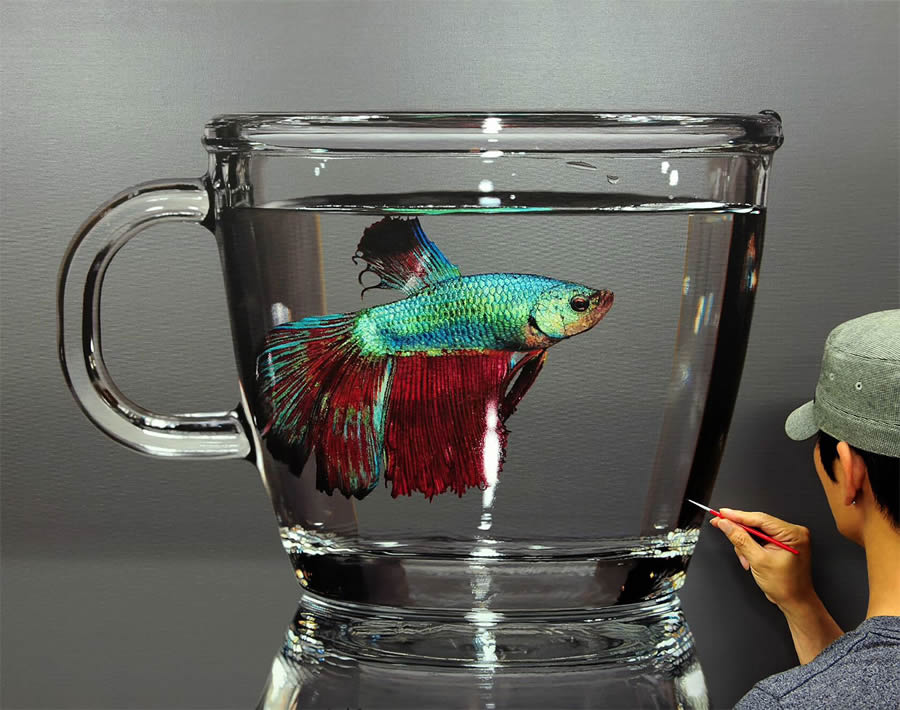 Hyperrealistic Fish in Glass and Water Vessels by Young-sung Kim